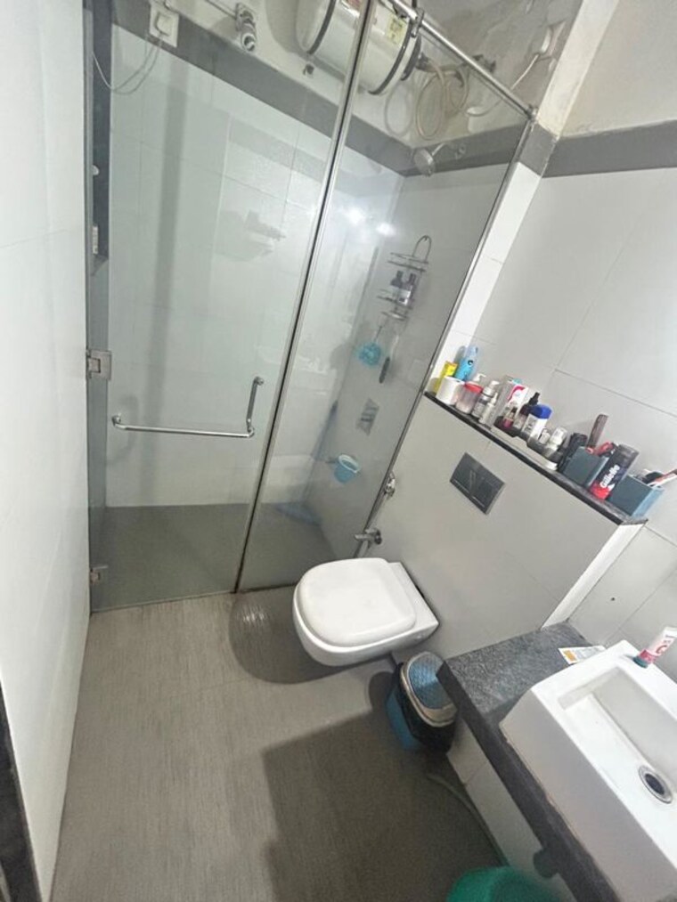 Bathroom, rustomjee-urbania-azziano 2 Bedroom 853 Sq.Ft. Apartment In Thane West Thane 10074937