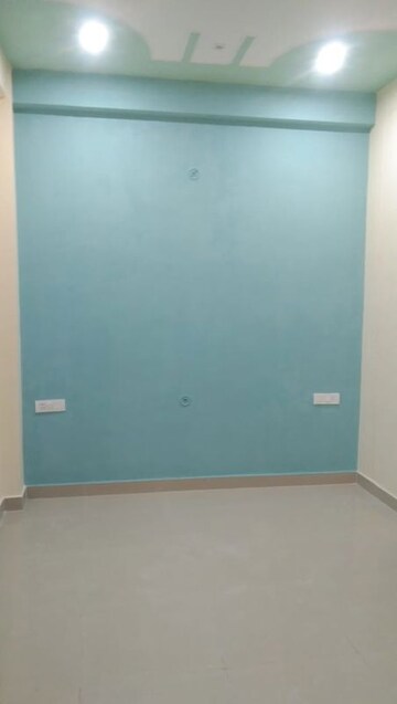 Furnished Amenities in 2 BHK Independent House at Arjunganj – for Rent