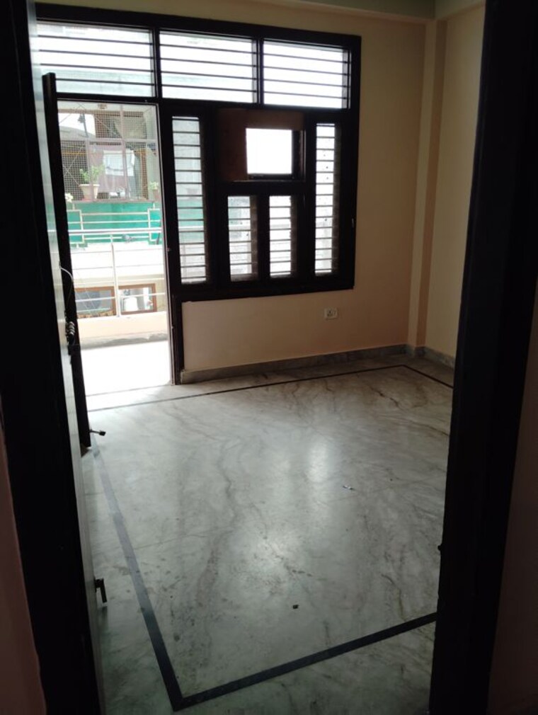Room, gangapuram 3 Bedroom 900 Sq.Ft. Builder Floor In Gangapuram Ghaziabad 10074945