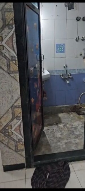 Bathroom in 1 BHK Apartment at Kurla West – for Rent