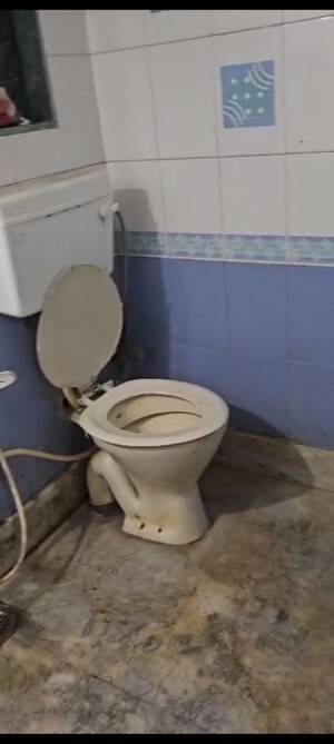 Bathroom in 1 BHK Apartment at Kurla West – for Rent