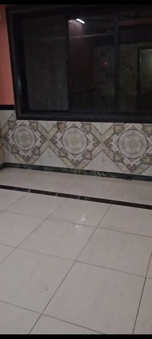 Bedroom in 1 BHK Apartment at Kurla West – for Rent