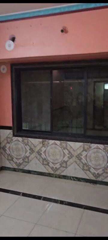Bedroom in 1 BHK Apartment at Kurla West – for Rent