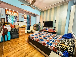 Bedroom in 2 BHK Apartment at Bandra West – for Rent