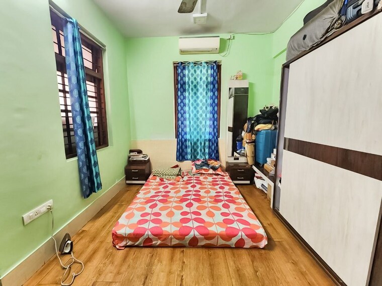 Bedroom, bandra west 2 Bedroom 700 Sq.Ft. Apartment In Bandra West Mumbai 10074958