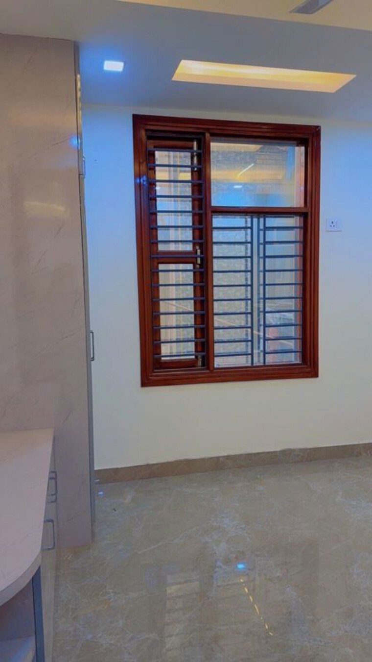 Room, dwarka 3 Bedroom 1500 Sq.Ft. Apartment In Dwarka Delhi 10075096