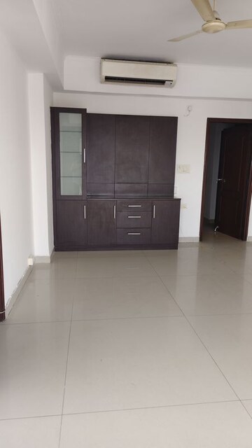 Room in 4 BHK Apartment at ATS One Hamlet, Sector 104 – for Rent