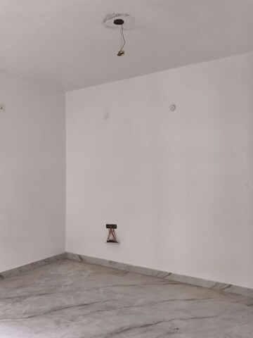 Room in 3 BHK Apartment at The Nest Manikonda, Manikonda – for Sale