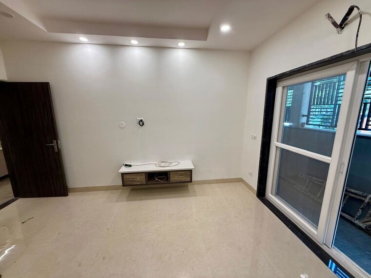 undefined, dwarka 4 Bedroom 2000 Sq.Ft. Apartment In Dwarka Delhi 10075283