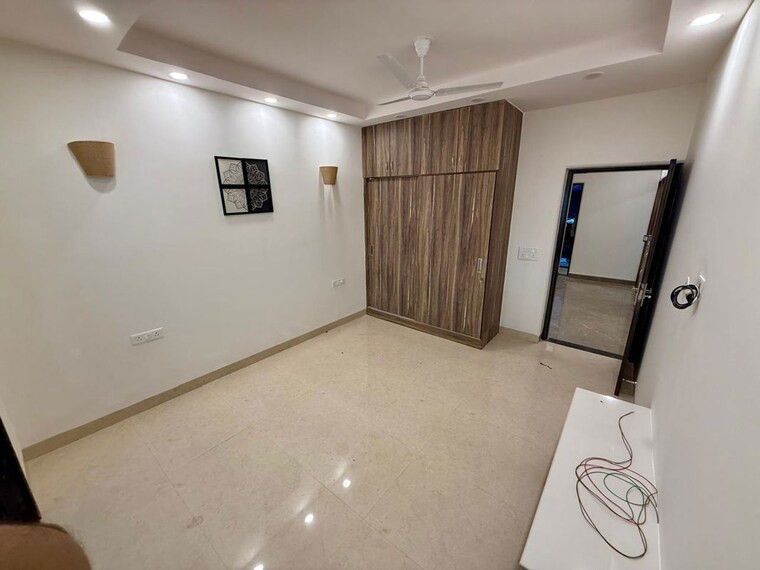 Room, dwarka 4 Bedroom 2000 Sq.Ft. Apartment In Dwarka Delhi 10075283