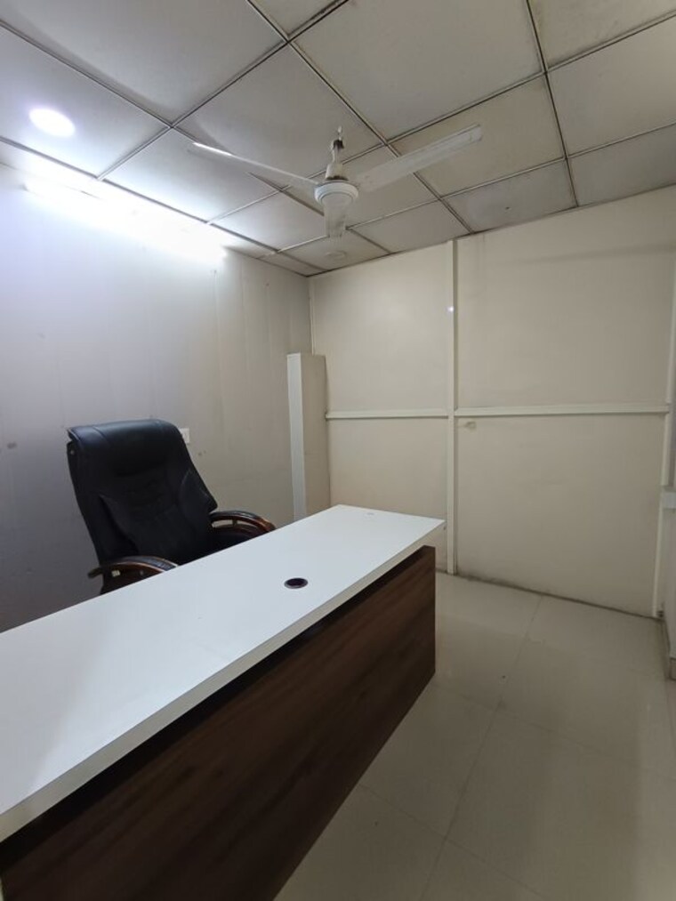 Floor Plan, sector 2 Commercial Office Space 390 Sq.Ft. In Sector 2 Noida 10075339