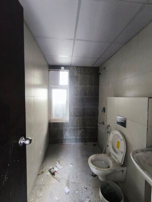 Bathroom in 2 BHK Apartment at Candeur 40, Miyapur – for Rent