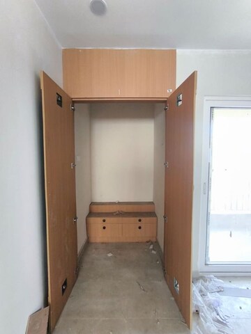 Furnished Amenities in 2 BHK Apartment at Candeur 40, Miyapur – for Rent