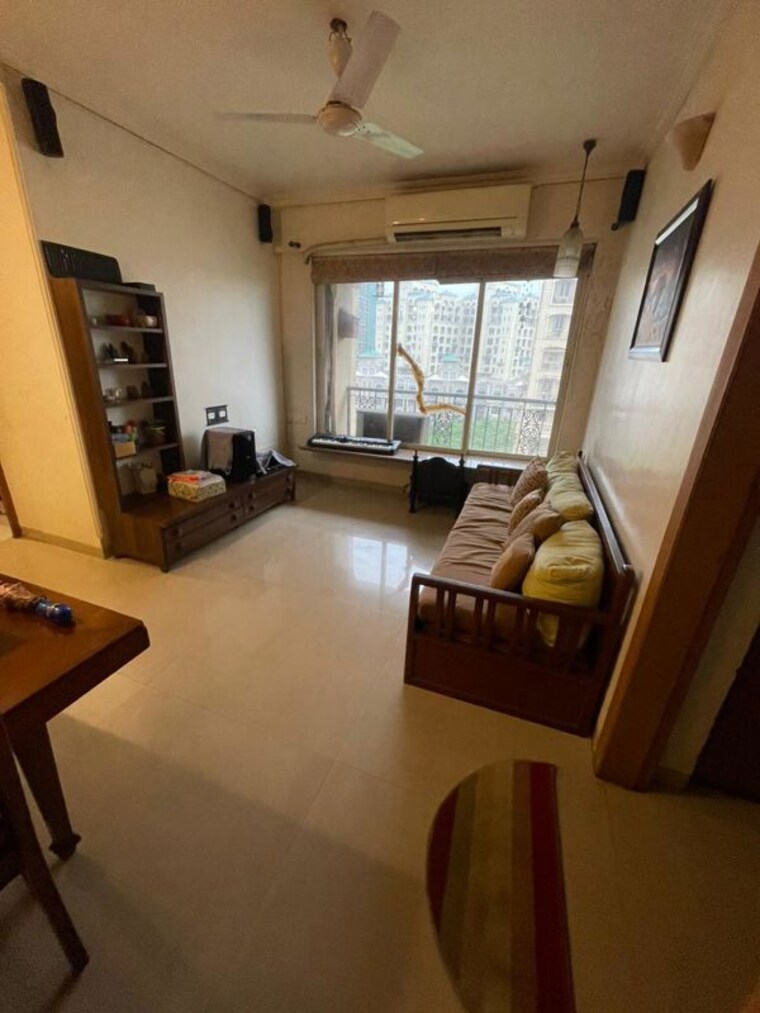 Living Room, dosti-florentine 2.5 Bedroom 750 Sq.Ft. Apartment In Wadala Mumbai 10074892