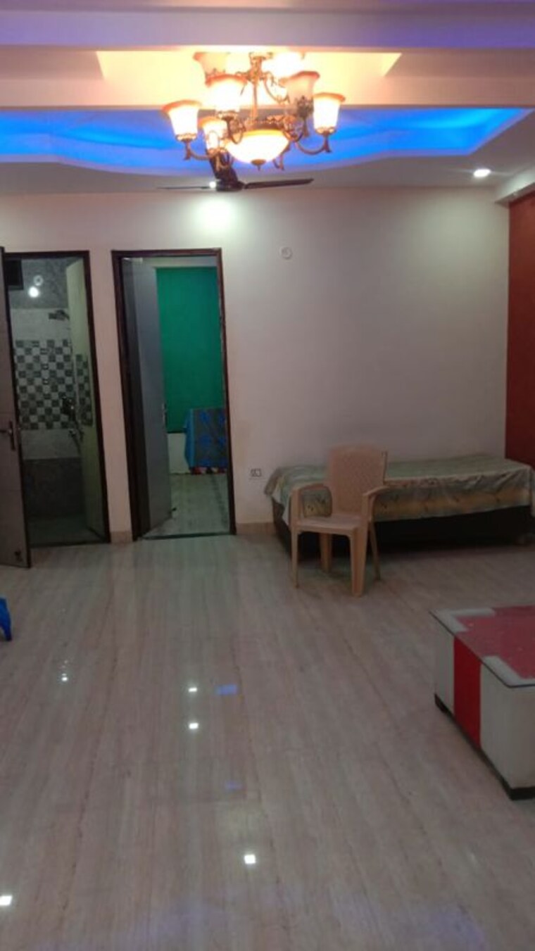 Room, avantika colony 3 Bedroom 120 Sq.Yd. Builder Floor In Avantika Colony Ghaziabad 10046742