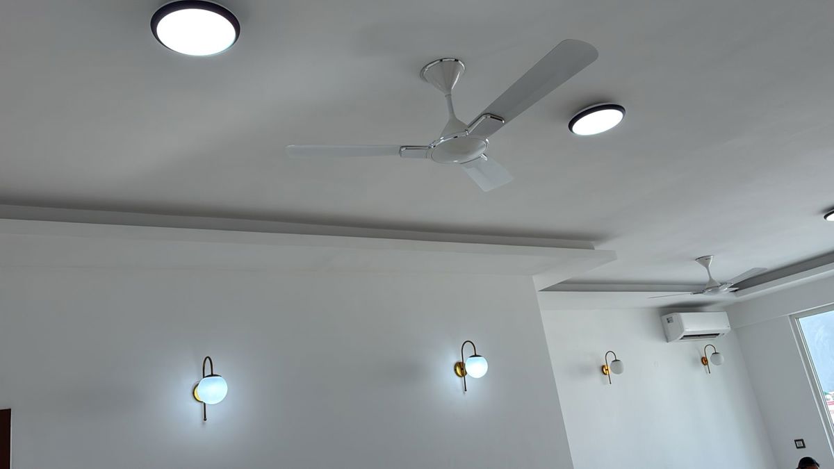 3 BHK + Servant Room Apartment For Rent in Ireo The Corridors