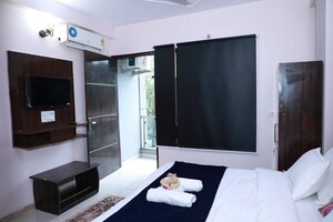 Room in  Pg at Sector 70 – for Rent