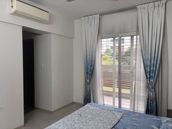 3.5 BHK + Servant Room Apartment For Sale in Aundh
