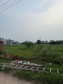 Plot For Sale in Sector 2 Wave City