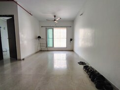 2 BHK Apartment For Rent in Kalpataru Paramount