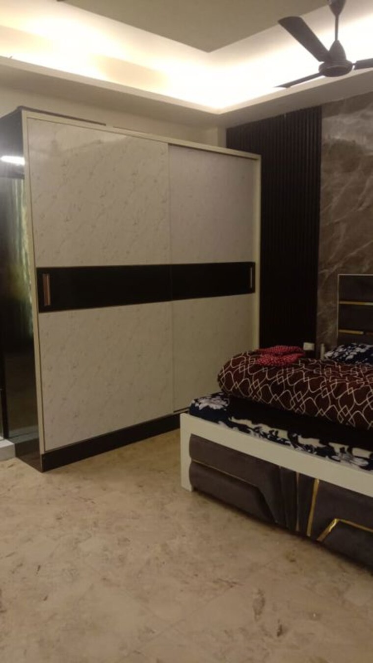 Bedroom, avantika colony 3.5 Bedroom 240 Sq.Yd. Builder Floor In Avantika Colony Ghaziabad 10075785