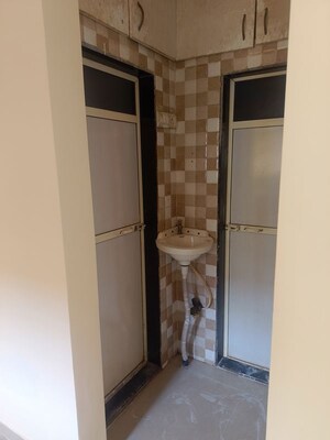 Room in 2 BHK Apartment at MAAD Nakoda Heights, Nalasopara West – for Rent