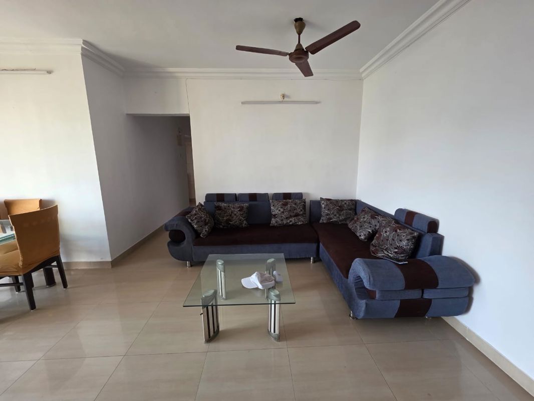 2 BHK Apartment For Rent in Lourdes Heritage Apartment