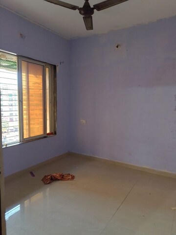 Room in 1 BHK Apartment at Navkar Building, Nalasopara West – for Rent
