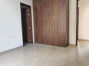 Room in 3 BHK Apartment at Piramal Vaikunth, Balkum Pada – for Rent