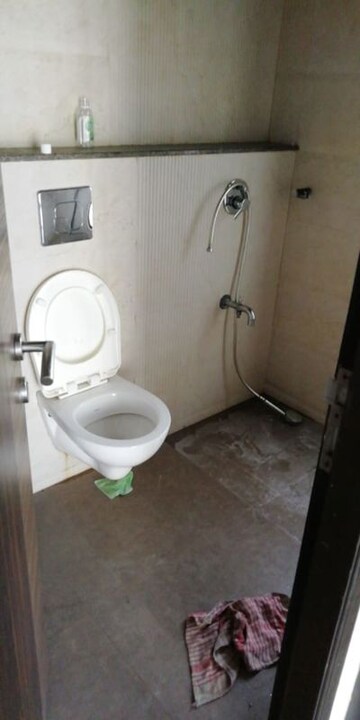 Master Bedroom in 2 BHK Apartment at Gurukrupa Marina Enclave, Malad West – for Rent