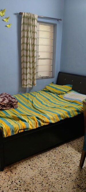 Bedroom in 2 BHK Apartment at Kalyani Nagar – for Rent