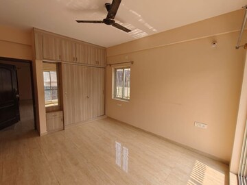 Room in 2 BHK Apartment at Frazer Town – for Rent