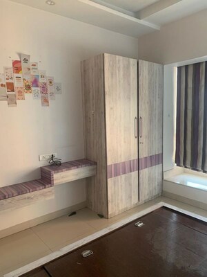 Bedroom in 4 BHK Apartment at DB Orchid Woods, Goregaon East – for Rent