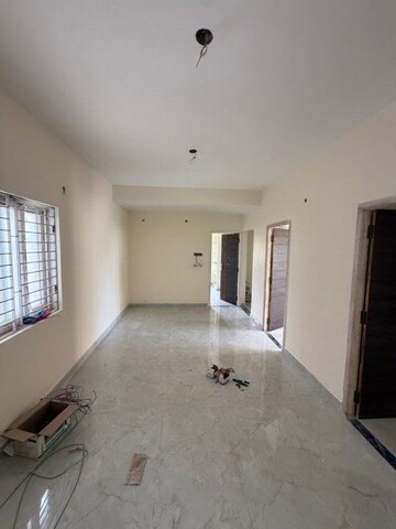 Room in 2 BHK Apartment at Guduvanchery – for Sale
