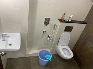 Bathroom in 3 BHK Apartment at Shree Alkapuri Heights, Kothaguda – for Rent