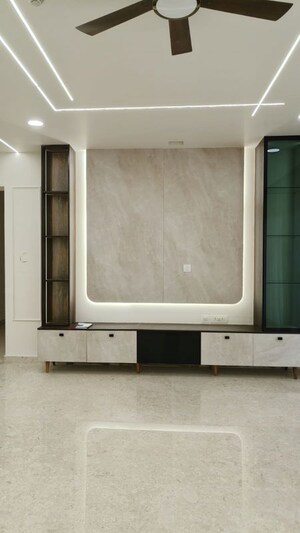 Room in 4 BHK Apartment at SNN Clermont, Hebbal – for Rent