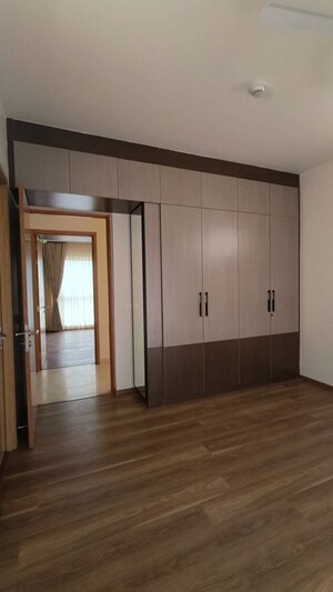 Room in 4 BHK Apartment at SNN Clermont, Hebbal – for Rent