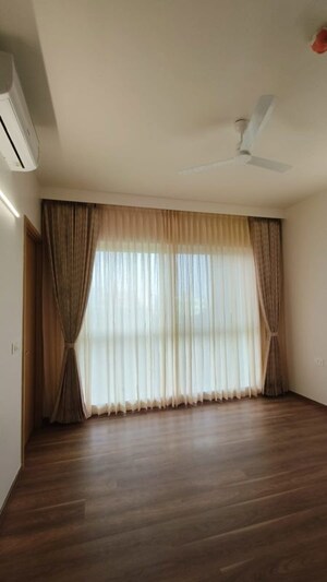 Room in 4 BHK Apartment at SNN Clermont, Hebbal – for Rent