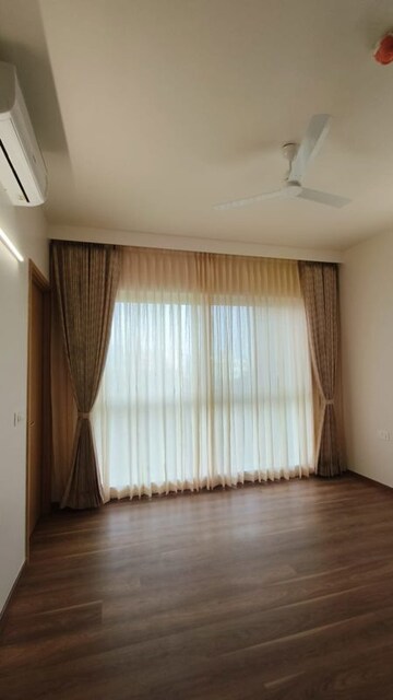 Room in 4 BHK Apartment at SNN Clermont, Hebbal – for Rent