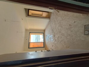 Room in 1 BHK Apartment at Elite Residence, Mumbra – for Rent