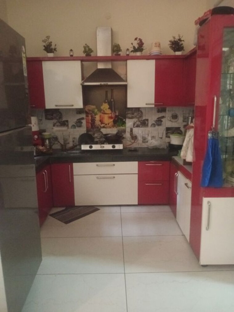 Kitchen, shiva-enclave-zirakpur 6 Bedroom 100 Sq.Yd. Independent House In Patiala Road Zirakpur 10076323