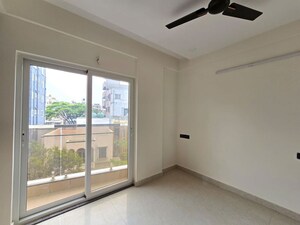 Room in 2 BHK Apartment at Hbr Layout – for Rent