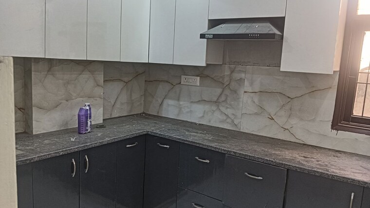 Kitchen, kakrola 3 Bedroom 900 Sq.Ft. Builder Floor In Kakrola Delhi 10076372