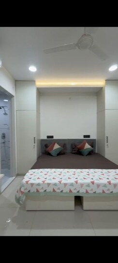 2 BHK + Study Room Apartment For Rent in Vijay Nagar