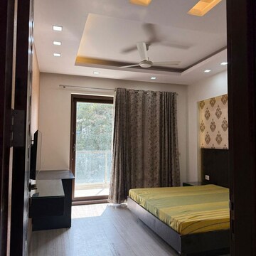Bedroom in 3 BHK Builder Floor at Sector 15 – for Rent
