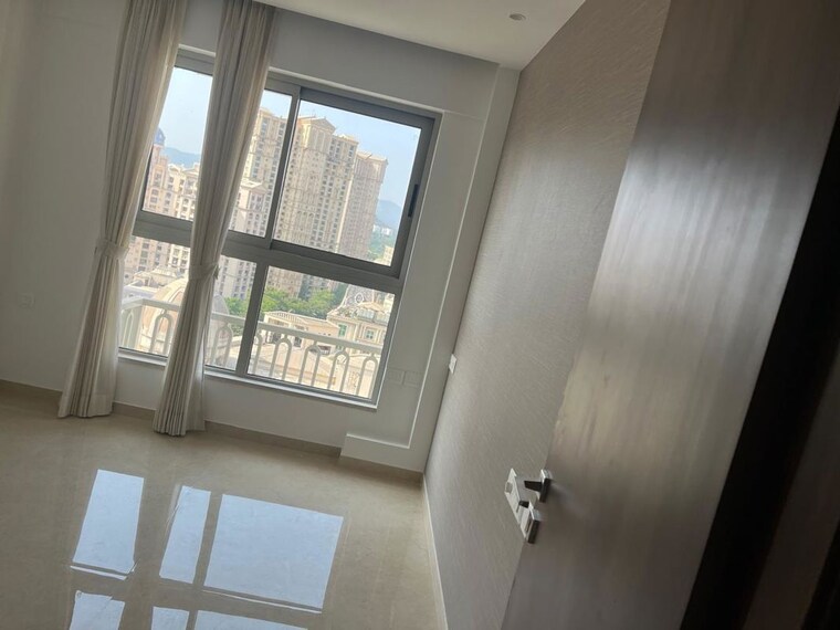 Balcony, hiranandani-highland 2 Bedroom 590 Sq.Ft. Apartment In Powai Mumbai 10076461