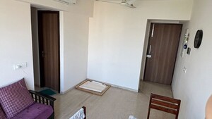 Room in 2 BHK Apartment at Piramal Vaikunth, Balkum Pada – for Rent