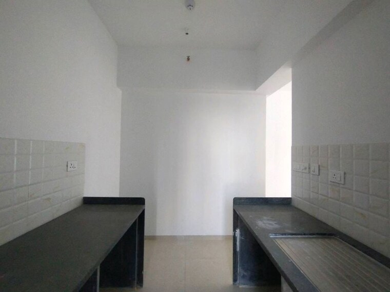 Room, kalpataru-immensa 3 Bedroom 991 Sq.Ft. Apartment In Kolshet Road Thane 10076539