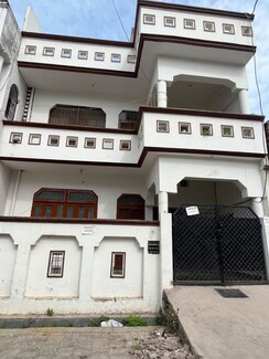 3 BHK + Pooja Room,Study Room Builder Floor For Rent in Gomti Nagar