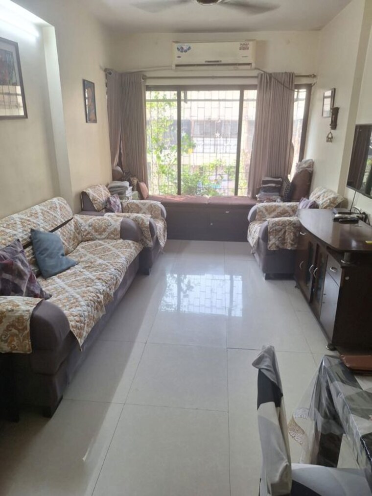 Living Room, bharat-auravistas 3 Bedroom 1320 Sq.Ft. Apartment In Andheri West Mumbai 10076526